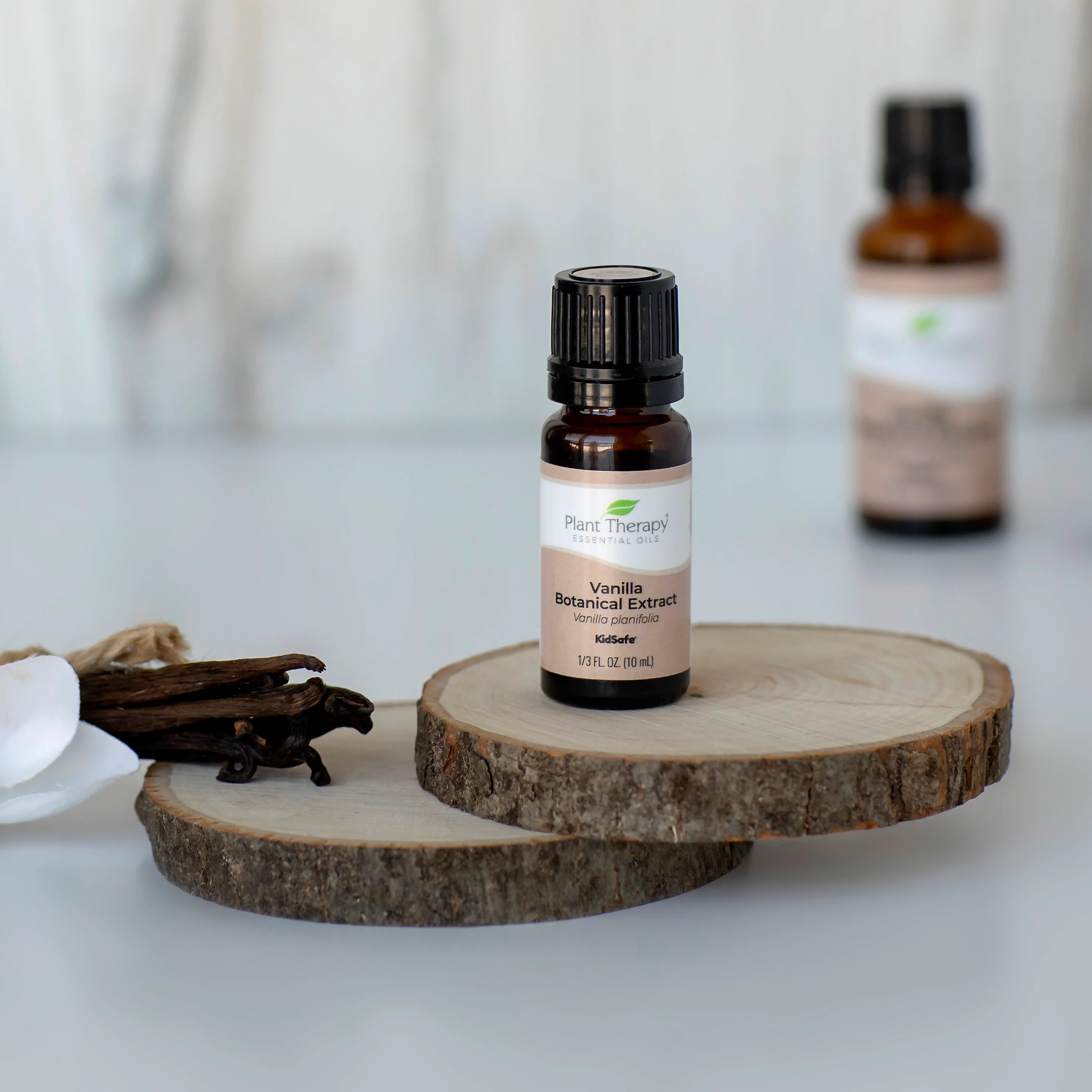 vanilla botanical extract essential oil